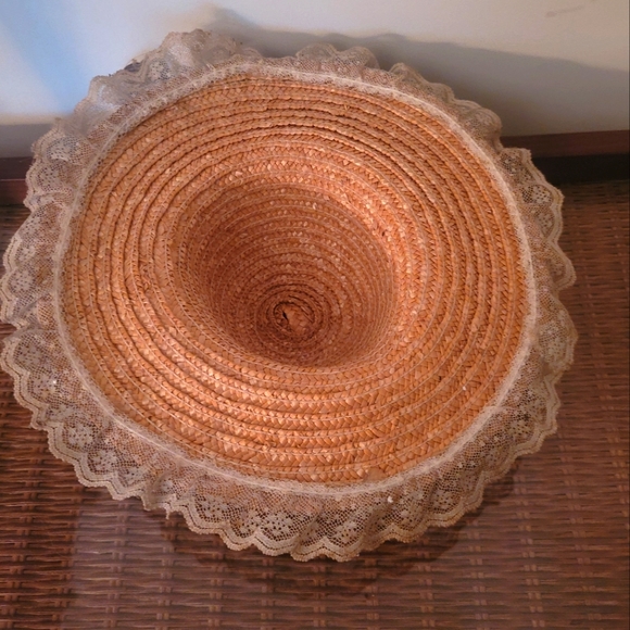 Vintage Woven Doll Hat W/ Ribbon & Flower Hat Band - Picture 3 of 7